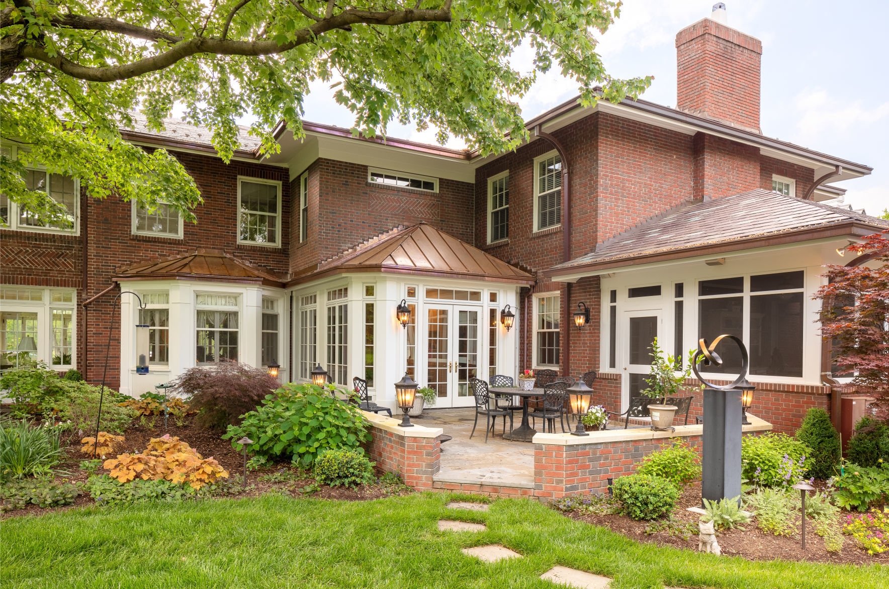 20 Algonquin Lane - 63119 - Large-7(Light Fix).jpg